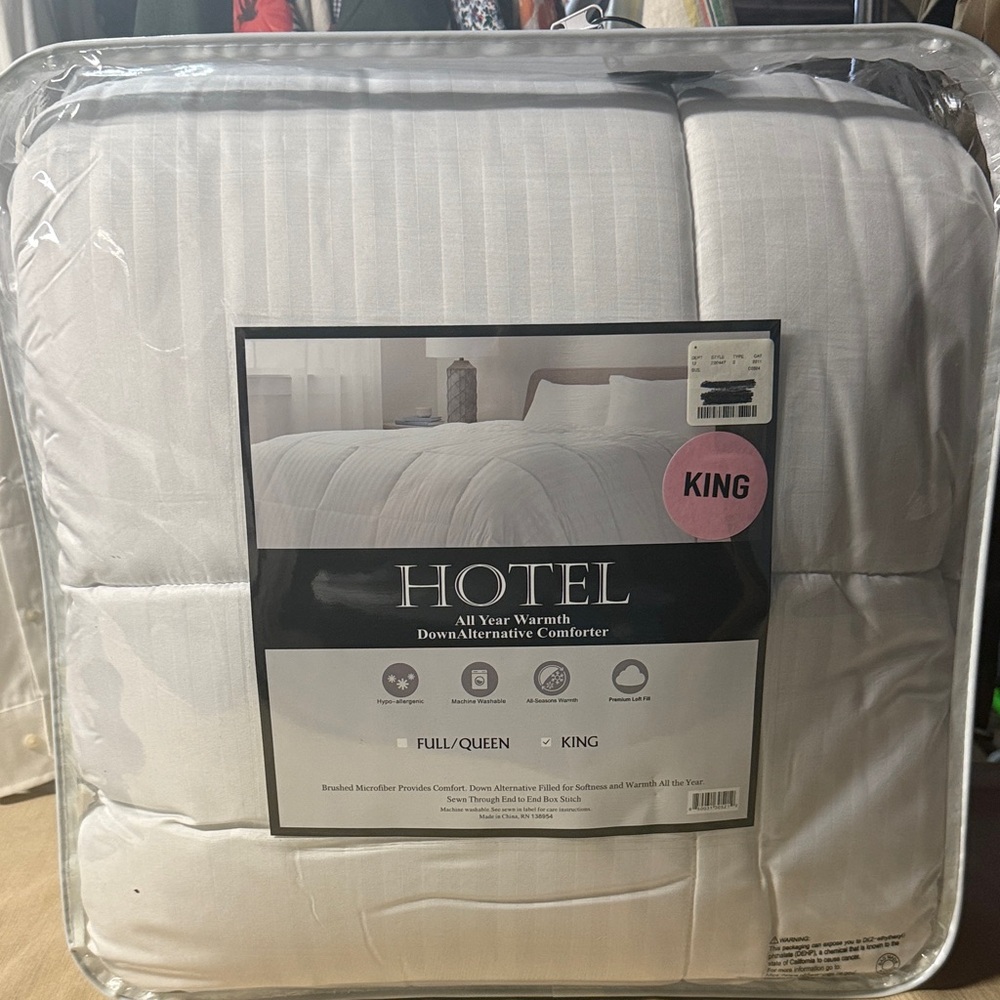 Hotel Collection King Down Alternative Comforter - White